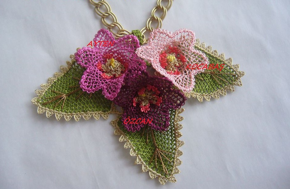 iğne oyası kolye 2.jpg