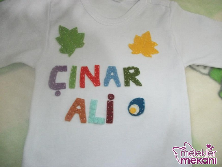 isme özel bebek giysileri.JPG