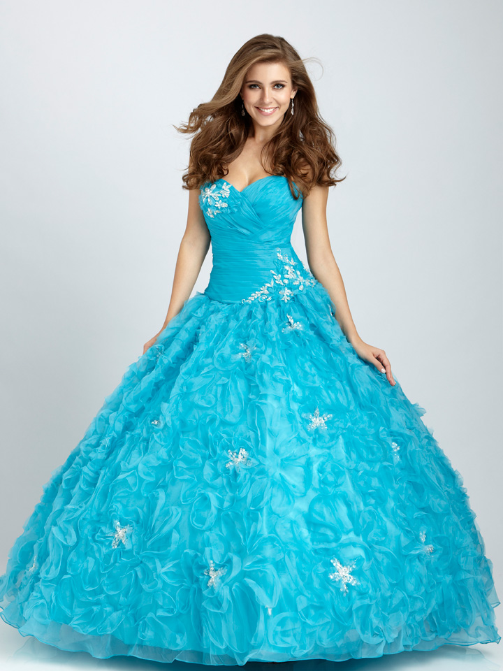 kabarik nisan elbisesi (13).jpg