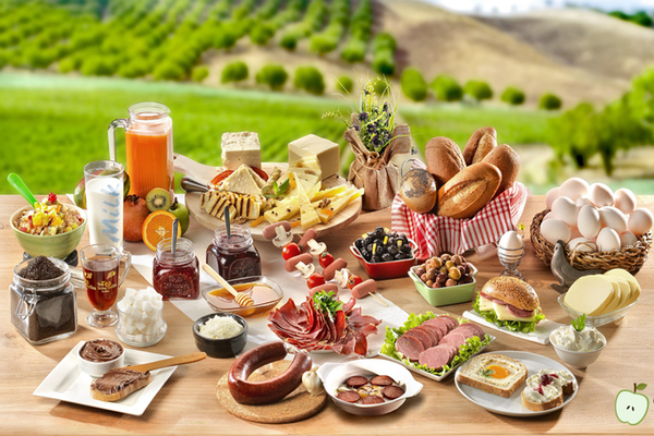 kahvaltı-sofrası-ve-zengin-kahvaltılıklar.png