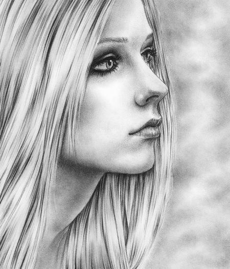 karakalem kadın çizimleri 2.jpg