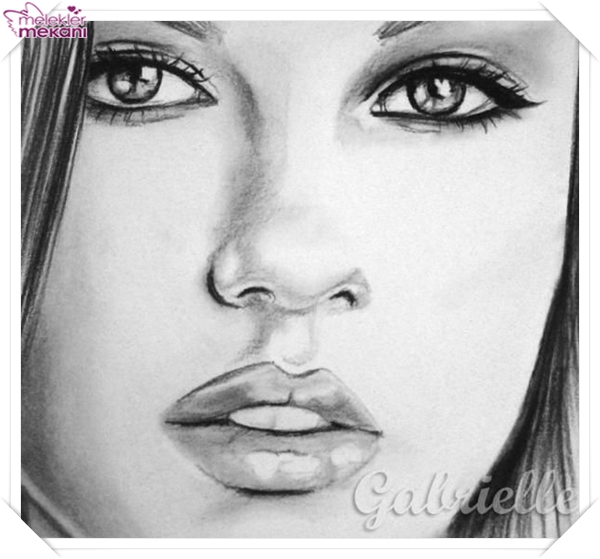 karakalem kadın resim çizimleri (7).jpg
