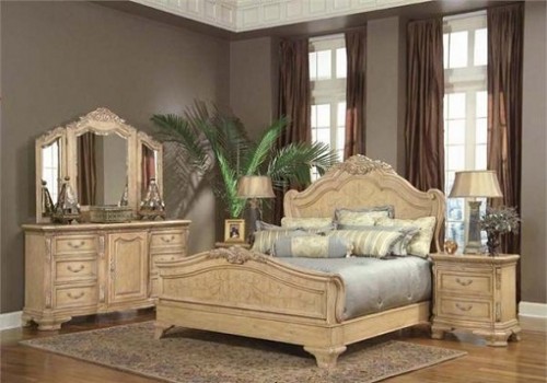 Krem-oymalı-modern-tasarımlı-klasik-yatak-odası-modeli.jpg