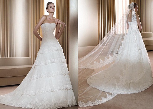 kuyruklu gelinlik (10).jpg