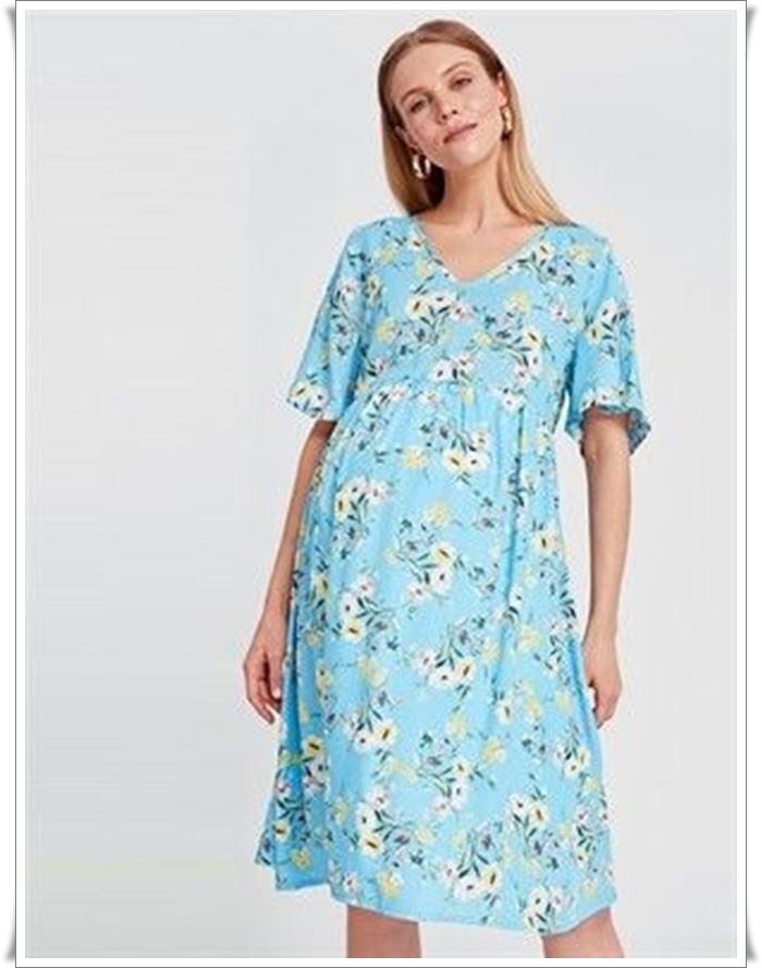 Lc Waikiki hamile kadın kıyafetleri elbise modelleri yeni sezon_ (6).jpg