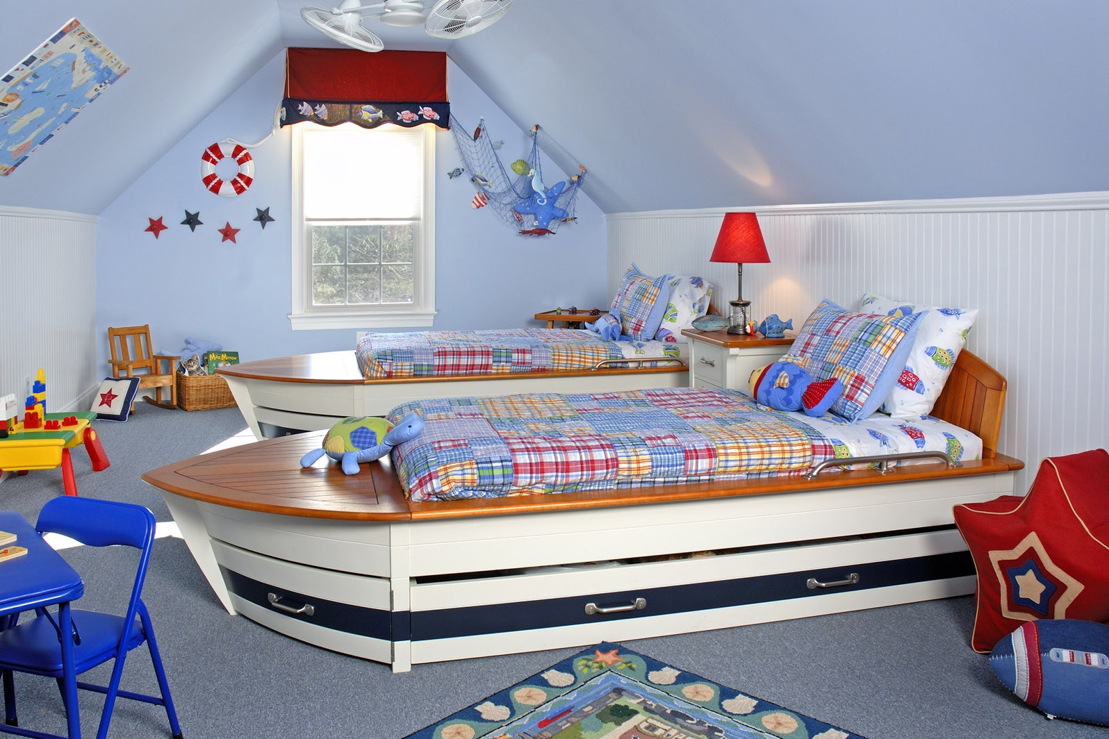 modern-ikiz-çocuk-odası-dekorasyonu.jpg