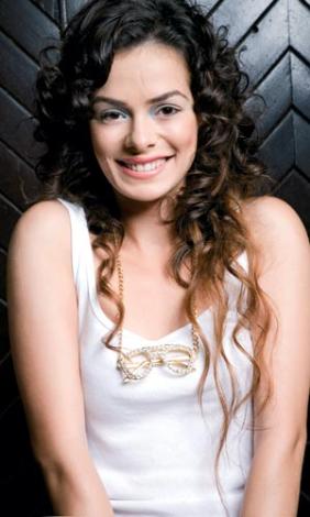 ozge ozpirincci (7).jpg