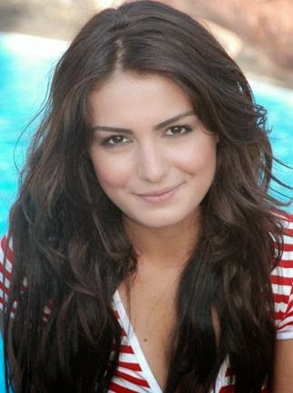 ozlem yilmaz (5).jpg