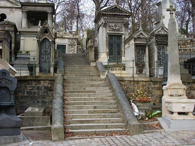 Paris Ünlüler Mezarlığı.jpg