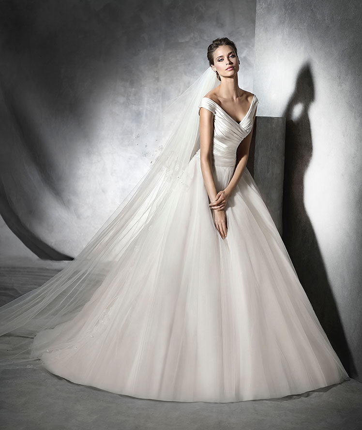 pronovias gelinlik (13).jpg