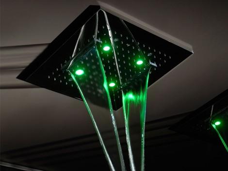 Renkli Işıklı Duş Başlıkları.jpg