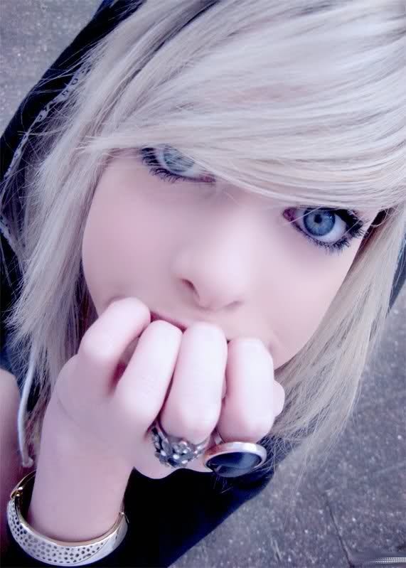 sarışın emo 2.jpg