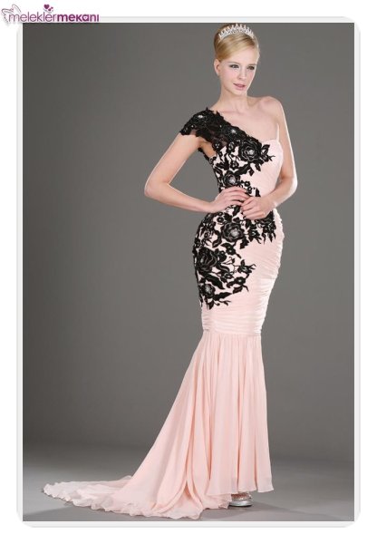 siyah dantel işlemeli abiye elbise_ (4).jpg