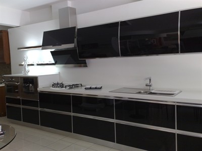 siyah mutfak dolabi (21).jpg