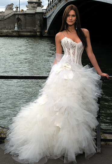 straplez gelinlik (1).png