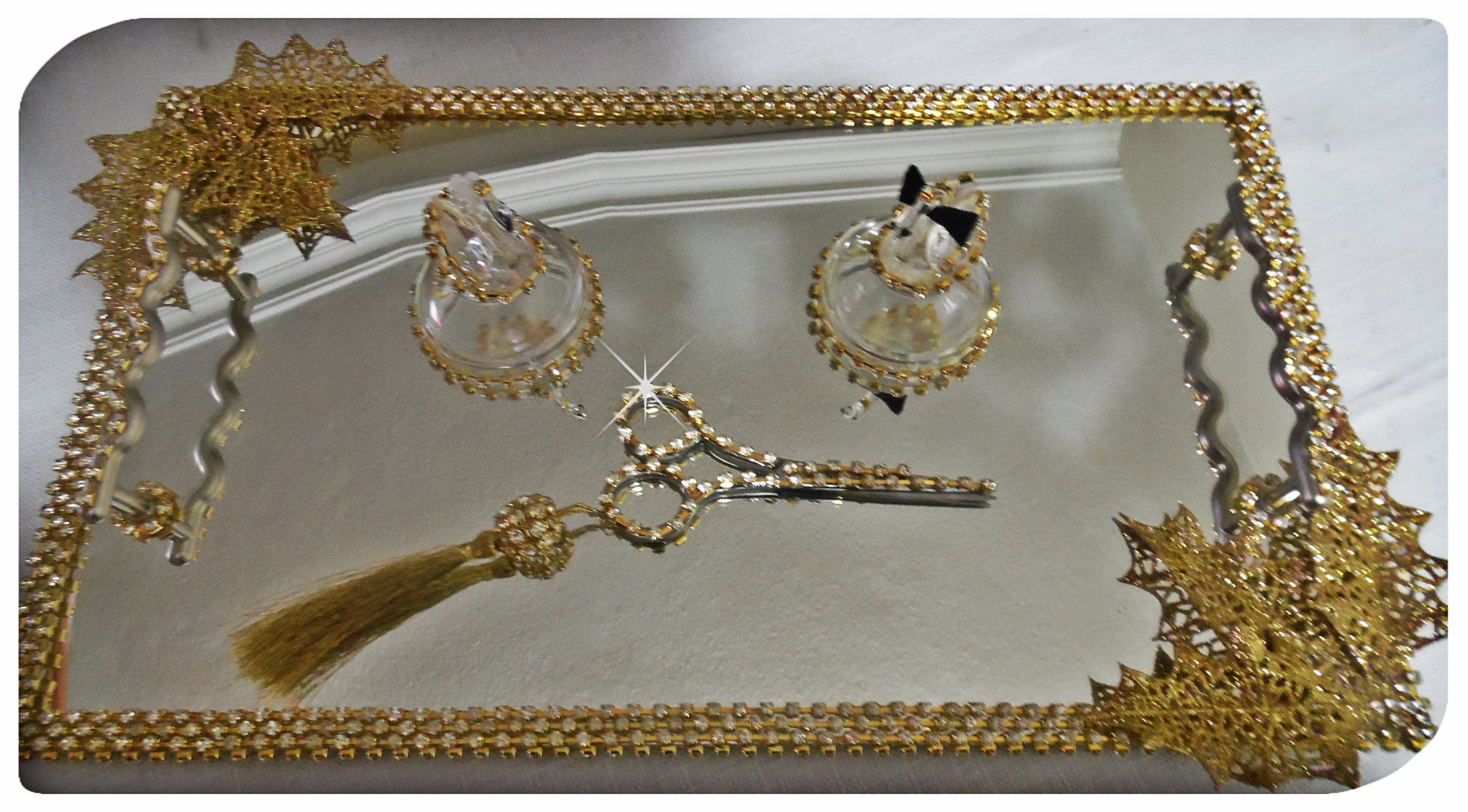 Swarovski-taşlı-söz-tepsisi-modeli.jpg