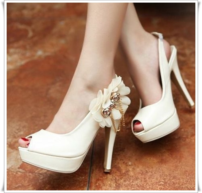 taşlı topuklu işlemeli çiçekli gelin ayakkabısı modelleri topuklu_ (12).jpg