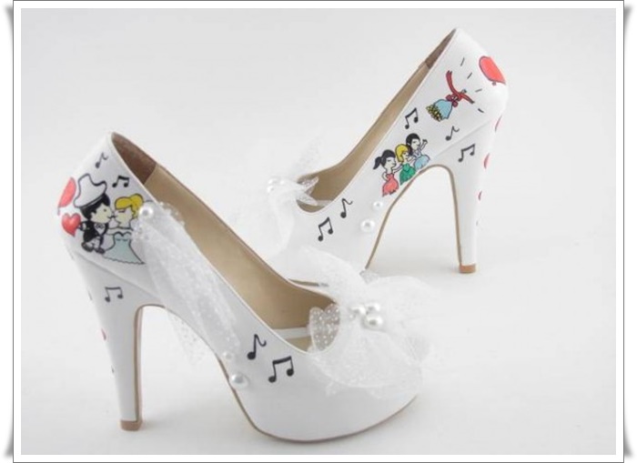 taşlı topuklu işlemeli çiçekli gelin ayakkabısı modelleri topuklu_ (13).jpg