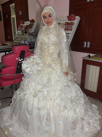 tesettür gelinlik (6).jpg