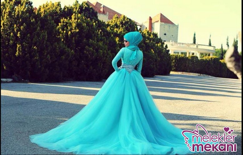Tesettürlükabarıknişanelbiseleri5.JPG