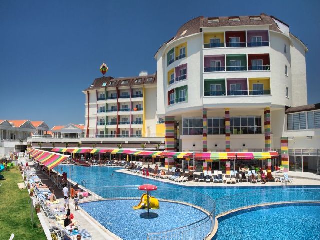 the-colours-west-hotel.jpg
