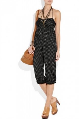 tulumun altına giden ayakkabı.jpg