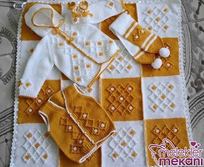 tunus isinden bebek battaniyesi yaninda bebek orguleri orerek takim yapabilirsiniz.jpg