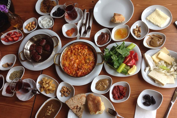 van-kahvaltı.jpg