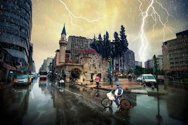 y #rainphotography #cityscape.jpg