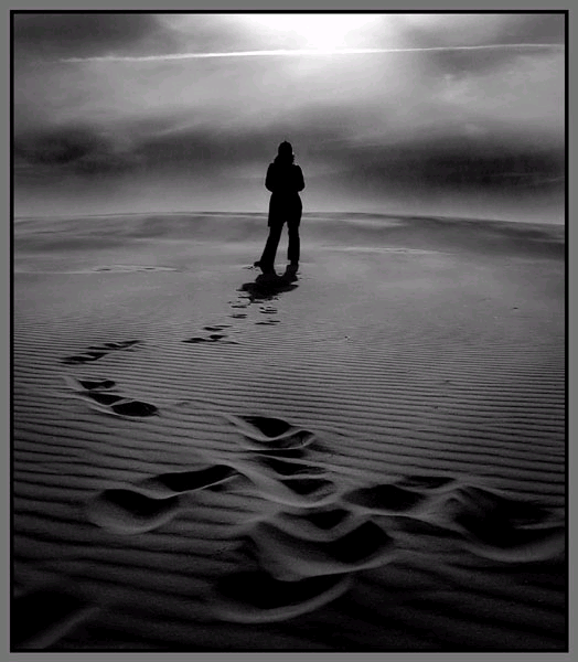 yalnizlik resimleri (1).png