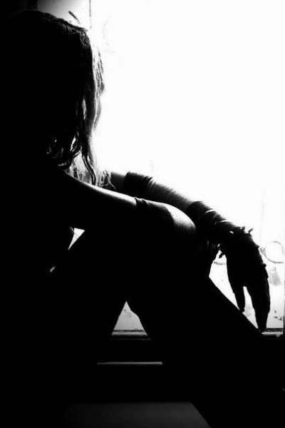 yalnizlik resimleri (3).jpg