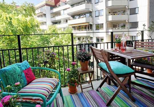 Yaz-için-Apartman-Balkon-Dekorasyonu-Örnekleri-.jpg