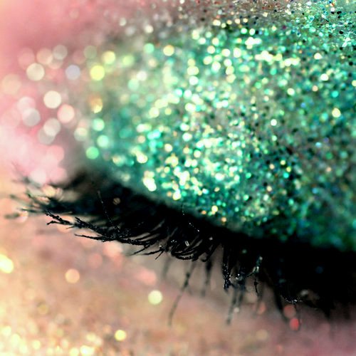 yeşil-göz-makyajı (3).jpg