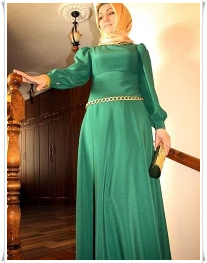 zümrüt yeşili tesettür abiye elbise modelleri_ (12).jpg