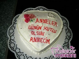 anneler-gunu-pastasi-0.JPG