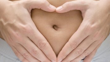 gebelik belirtileri göbek.jpg