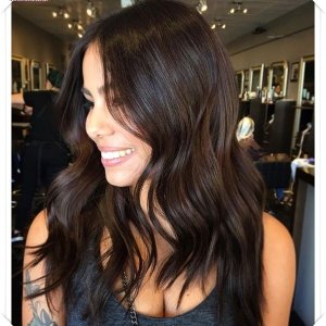 Esmerlere Yakışan Saç Renkleri Modelleri ve Kesimleri