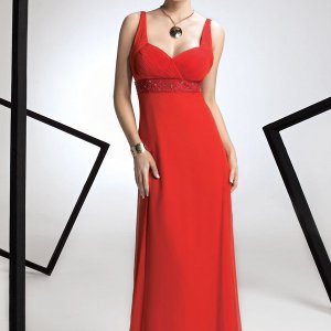 Kırmızı Elbise Modelleri