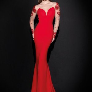 Kırmızı Elbise Modelleri