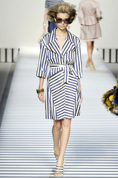 2012_fendi_yaz_koleksiyonu%20(4)-2c0.jpg