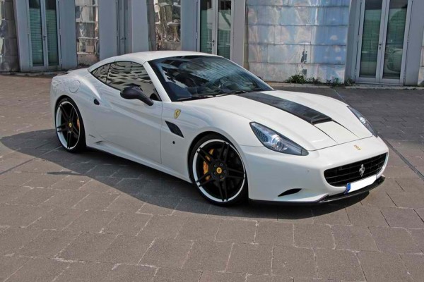 2013_Ferrari_California_resimleri%20(1)-27.jpg