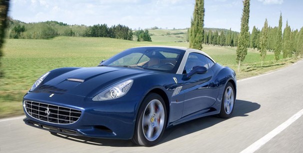 2013_Ferrari_California_resimleri%20(4)-18b.jpg