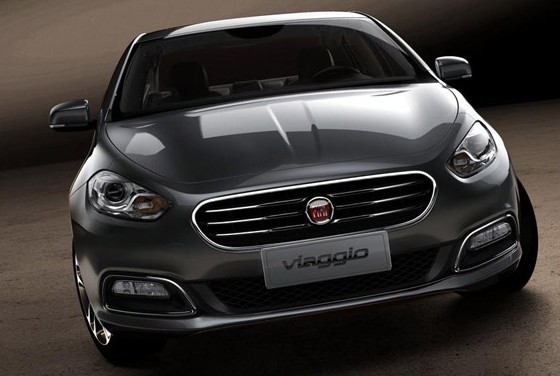 2013_Fiat_Viaggio_Sedan%20(6)-224.jpg