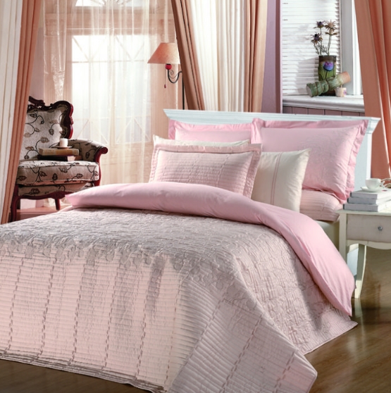 Yataş yatak örtüsü modelleri Melek Kadınlar Kulübü