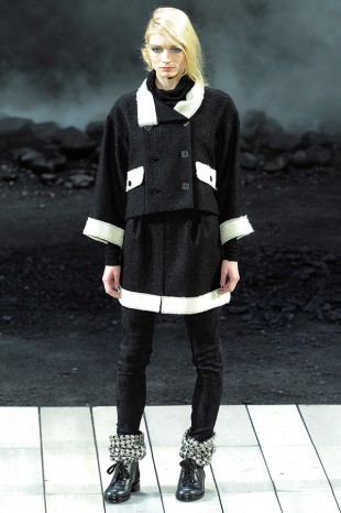 Chanel-24-3c.jpg