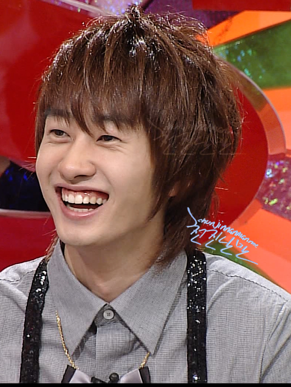 Eunhyuk_resimleri%20(7)-de.jpg