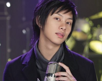 Heechul_resimleri%20(3)-2ef.jpg