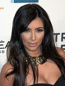 Kim_Kardashian%20(2)-380.jpg
