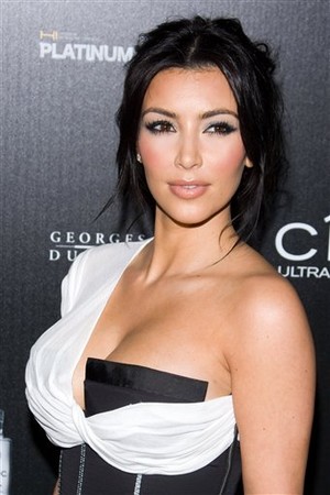Kim_Kardashian%20(6)-1c9.jpg
