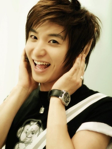 Leeteuk_resimleri%20(9)-276.jpg